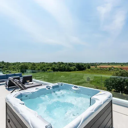 Amazing In Nova Vas With Sauna Poreč