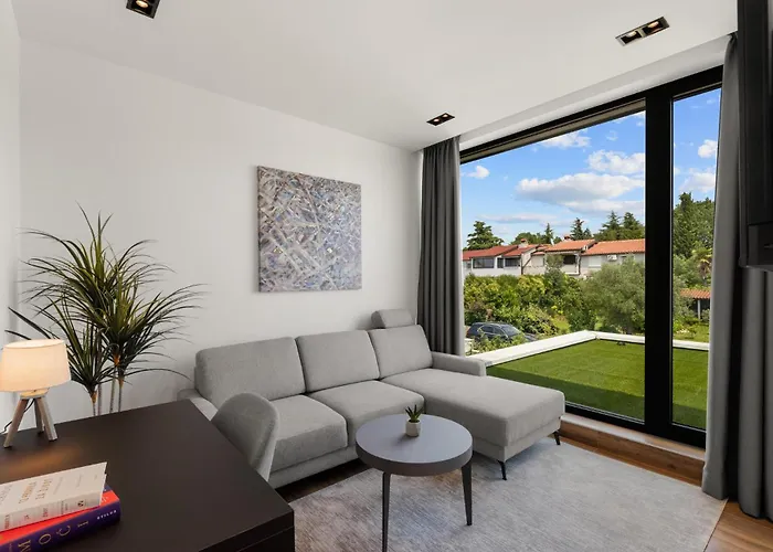 Amazing In Nova Vas With Sauna Ferienhaus