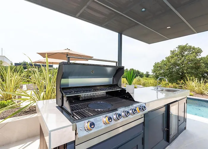 Amazing In Nova Vas With Sauna * ポレッチ