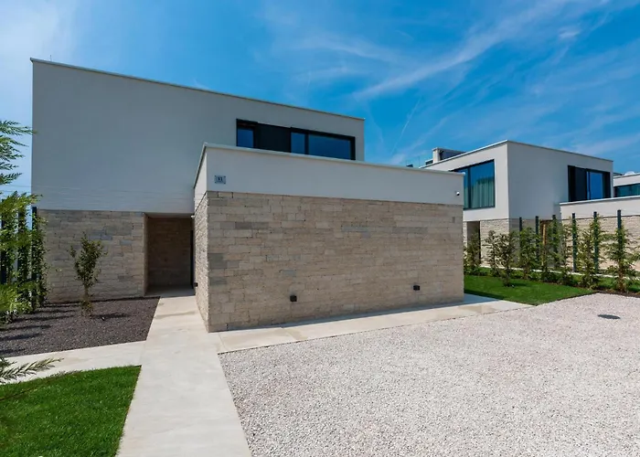 Amazing In Nova Vas With Sauna Ferienhaus *