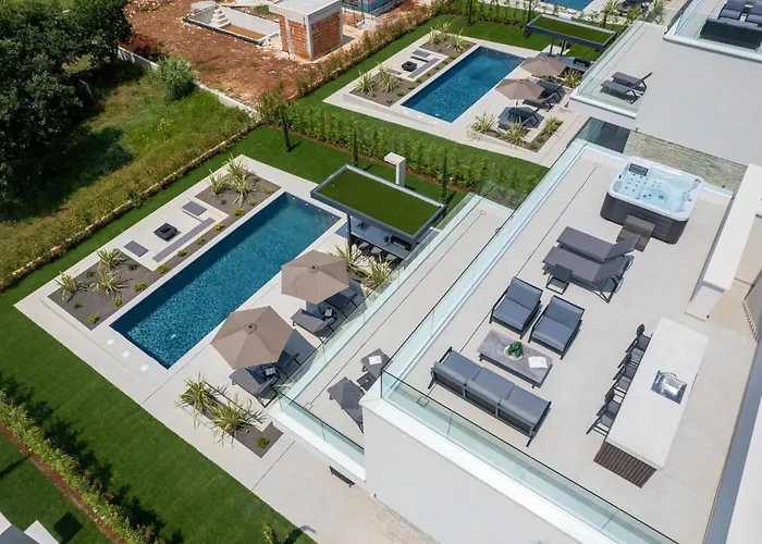 Amazing In Nova Vas With Sauna Poreč