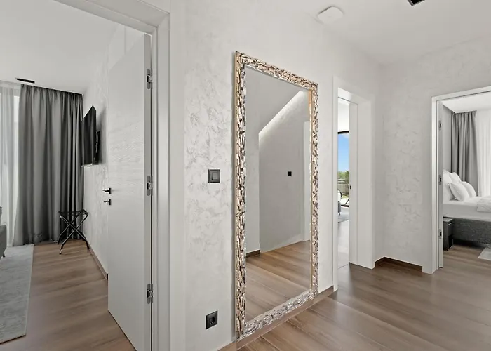 Tatil Evi Amazing In Nova Vas With Sauna Poreč